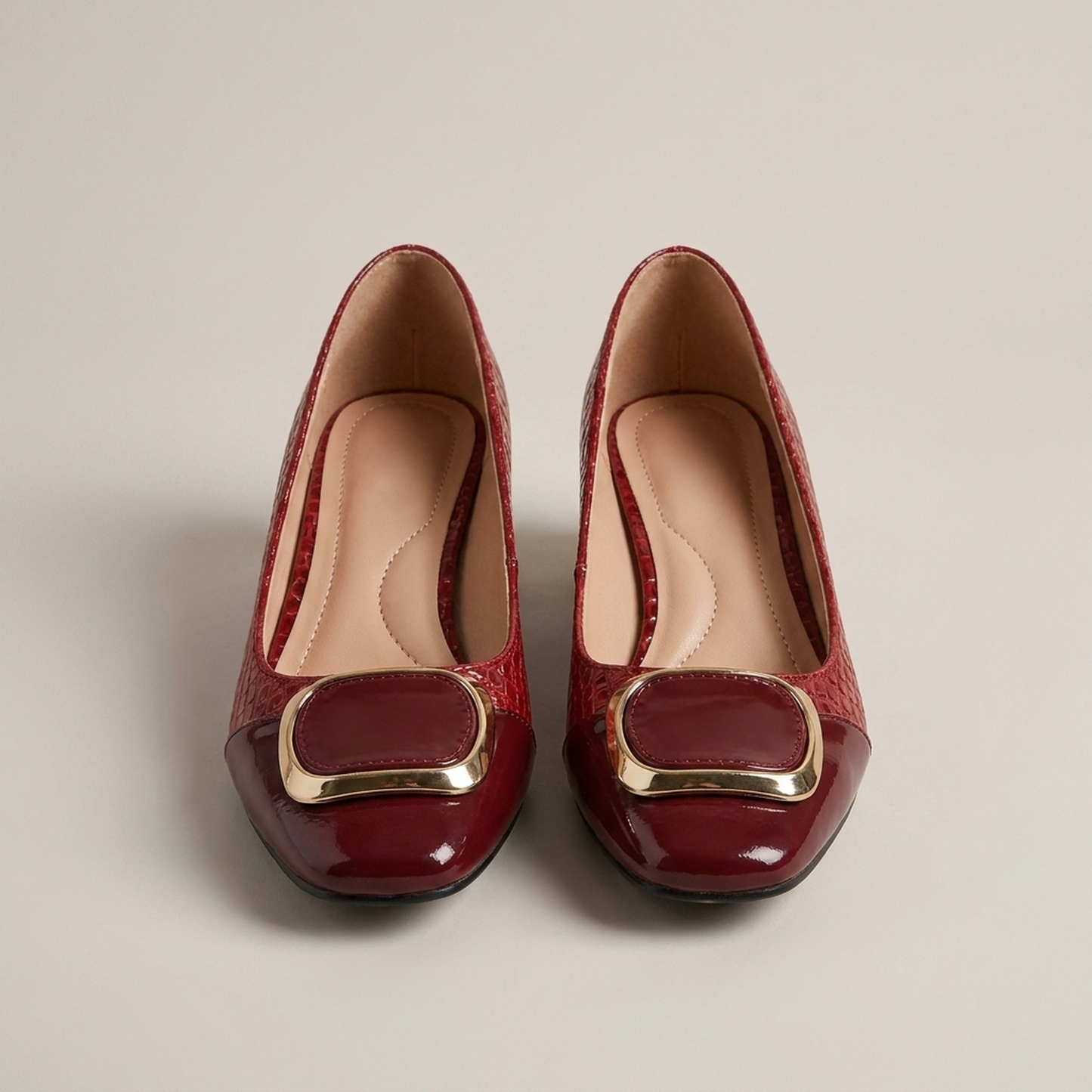 PLUXSTYLE::numise::ava-chain-detail-block-heel-loafers::pack-burgundy