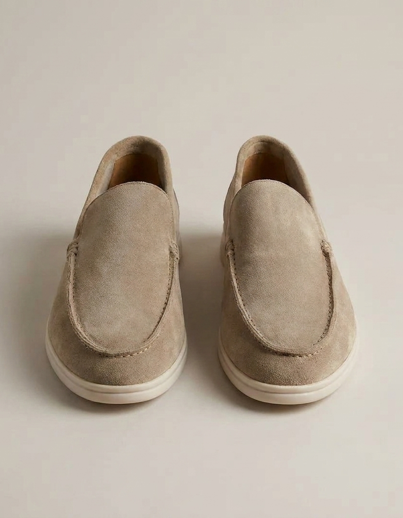 PLUXSTYLE::numise::roger-relaxed-loafers::pack-khaki