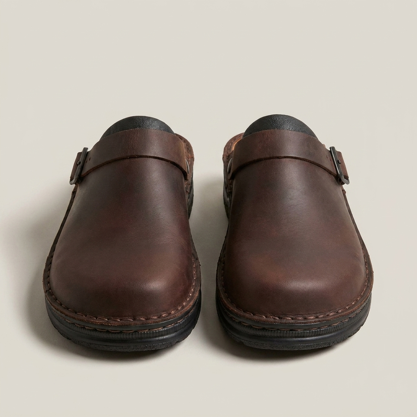 PLUXSTYLE::numise::everyday-support-clogs::pack-brown