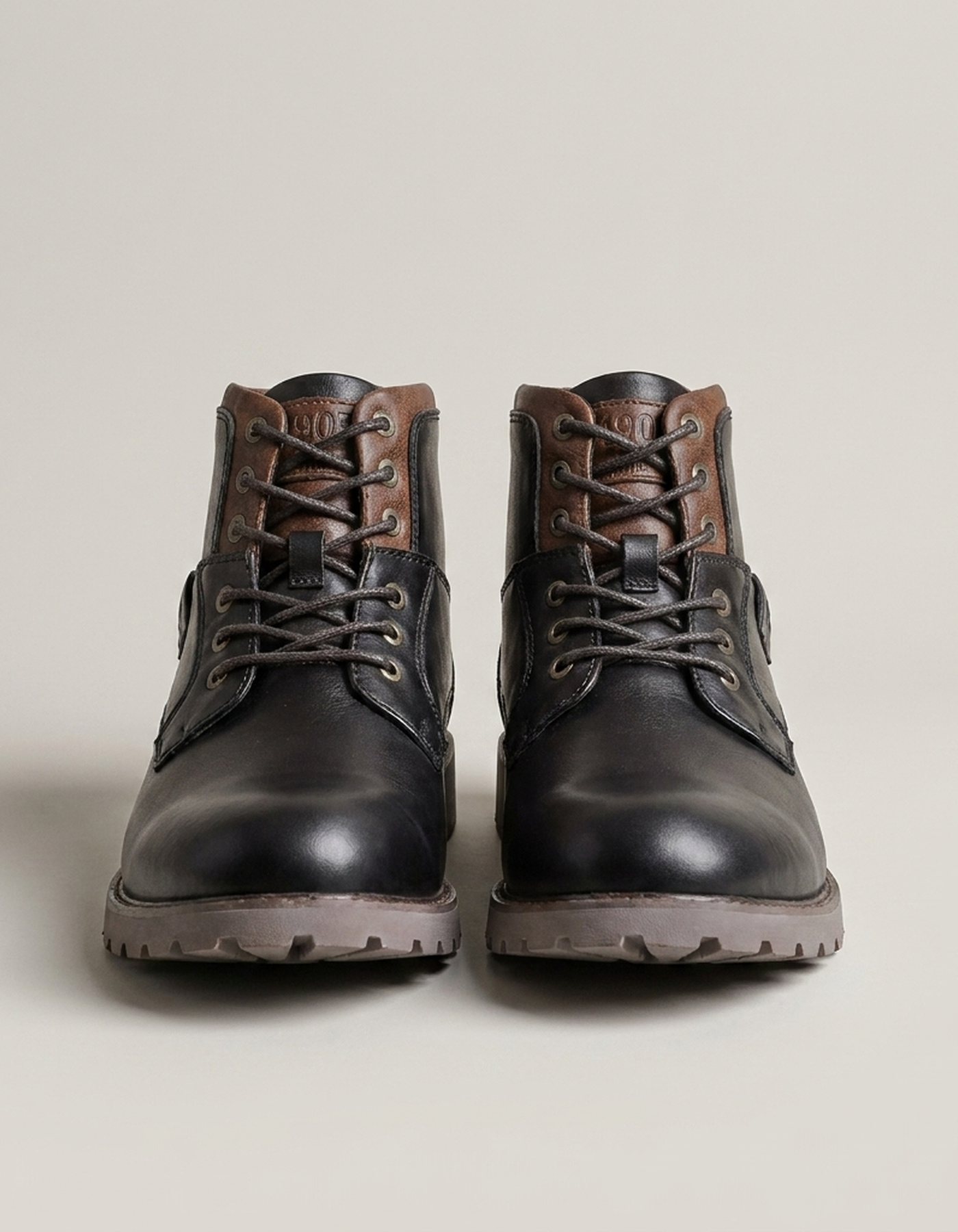 PLUXSTYLE::numise::mens-vintage-everyday-boots-1::pack-black