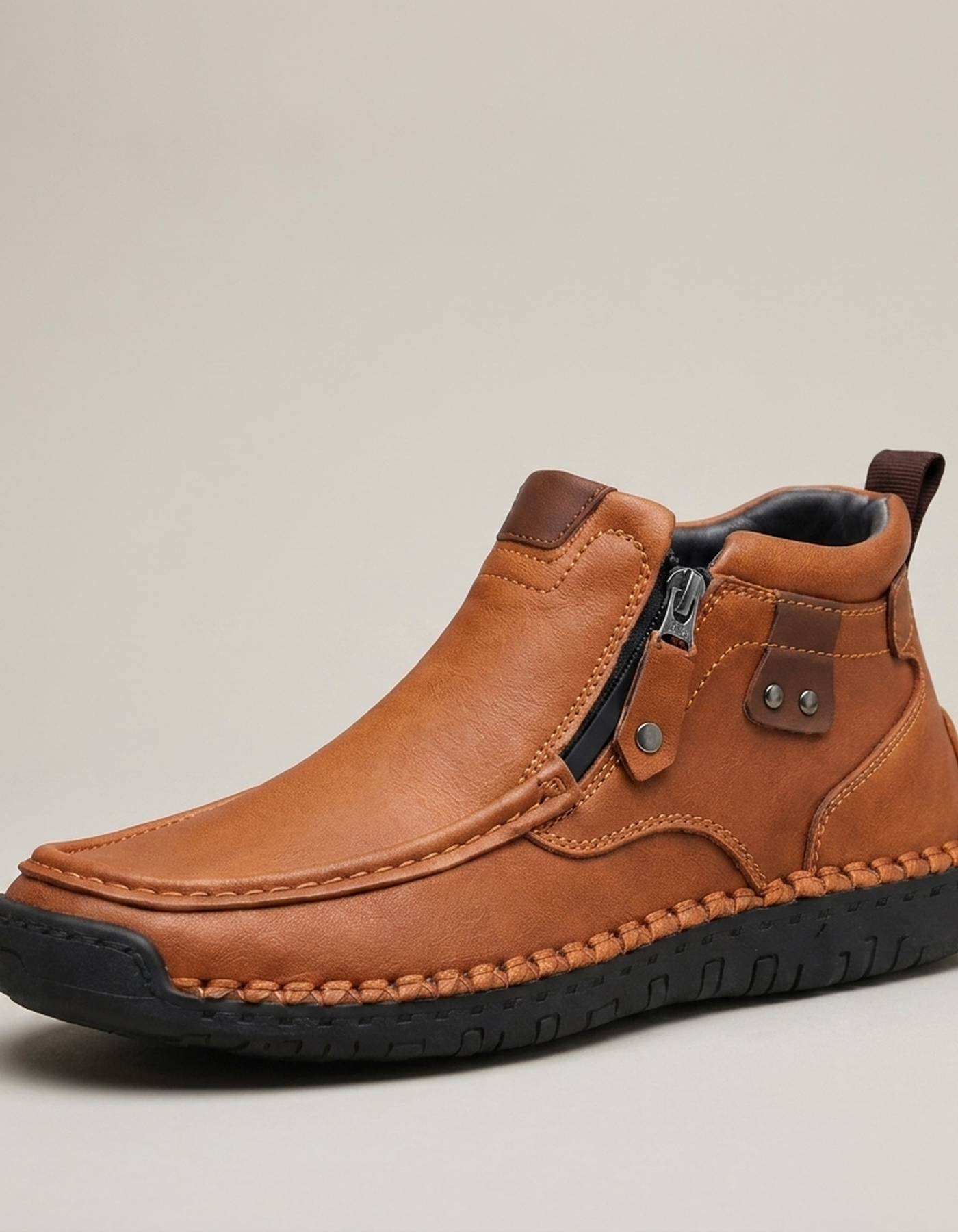 PLUXSTYLE::numise::mens-contrast-stitch-ankle-boots::closeup-hero
