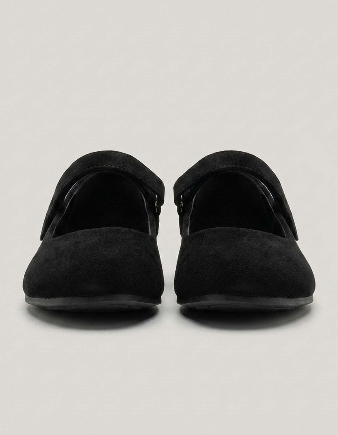 PLUXSTYLE::numise::elia-round-toe-mary-jane-footwear::pack-black