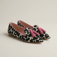PLUXSTYLE::numise::alexis-pointed-toe-tassel-loafers::closeup-detail