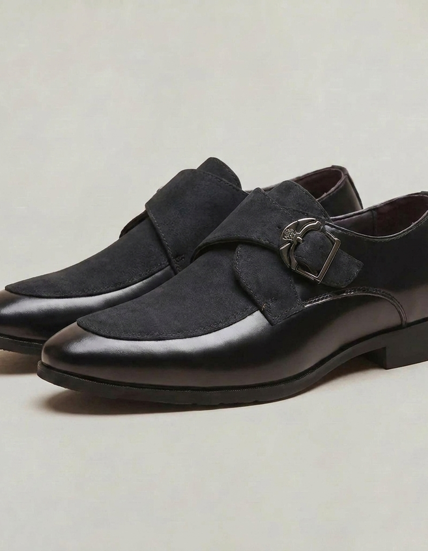 PLUXSTYLE::numise::mens-pointed-toe-monk-strap-shoes::closeup-detail