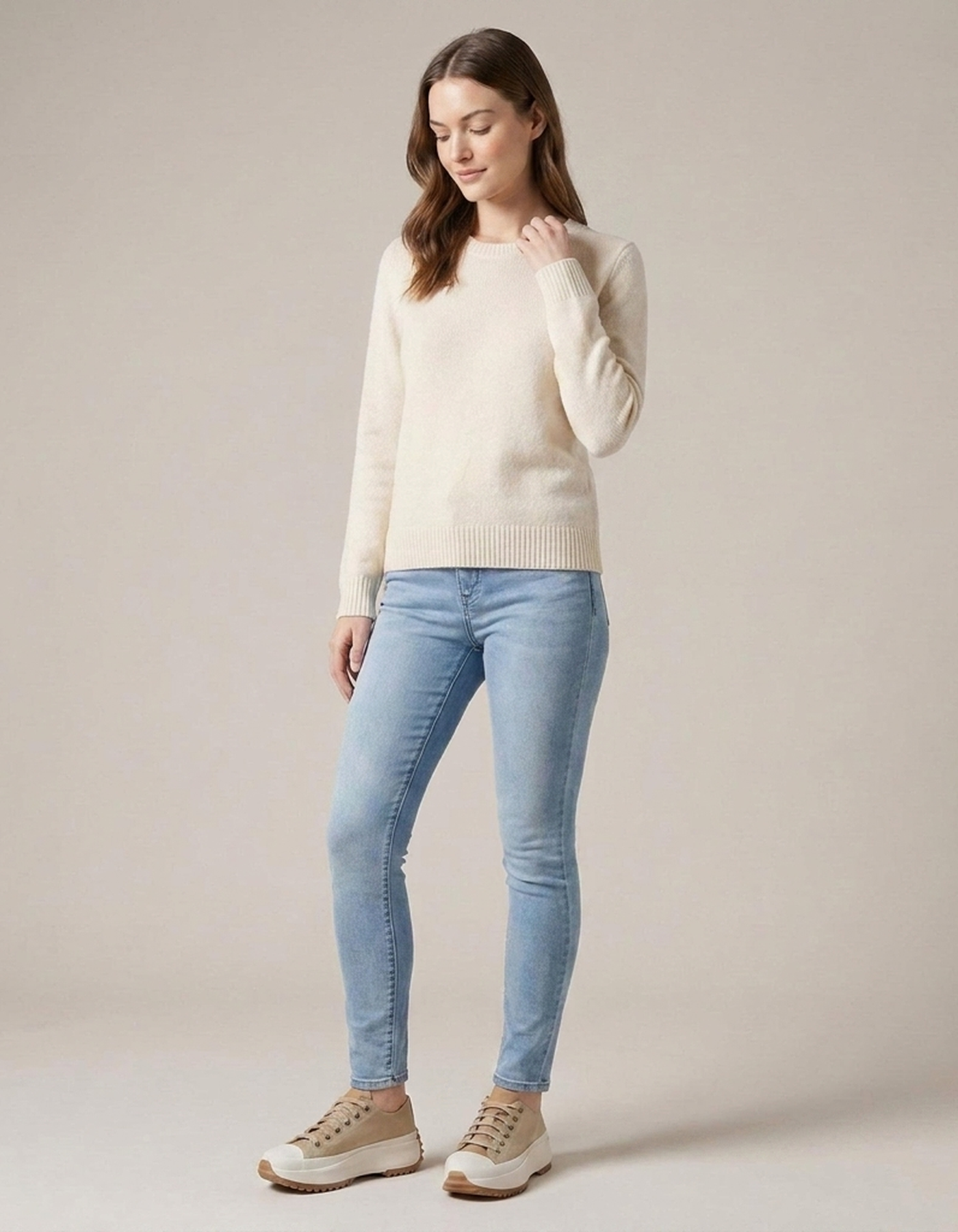 PLUXSTYLE::numise::bella-casual-platform-sneakers::zoom-out