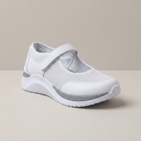 PLUXSTYLE::numise::basket-mary-jane-buckle-sneakers::closeup-hero