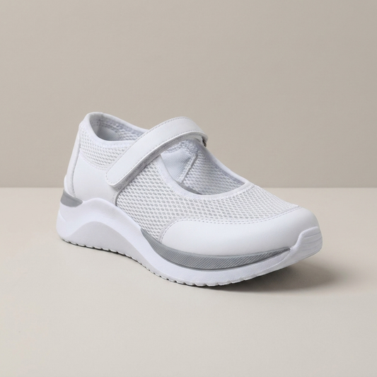PLUXSTYLE::numise::basket-mary-jane-buckle-sneakers::closeup-hero