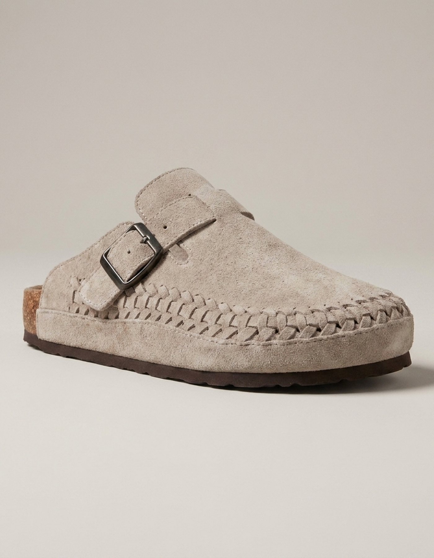 PLUXSTYLE::numise::aurelio-woven-clogs-in-beige::closeup-hero