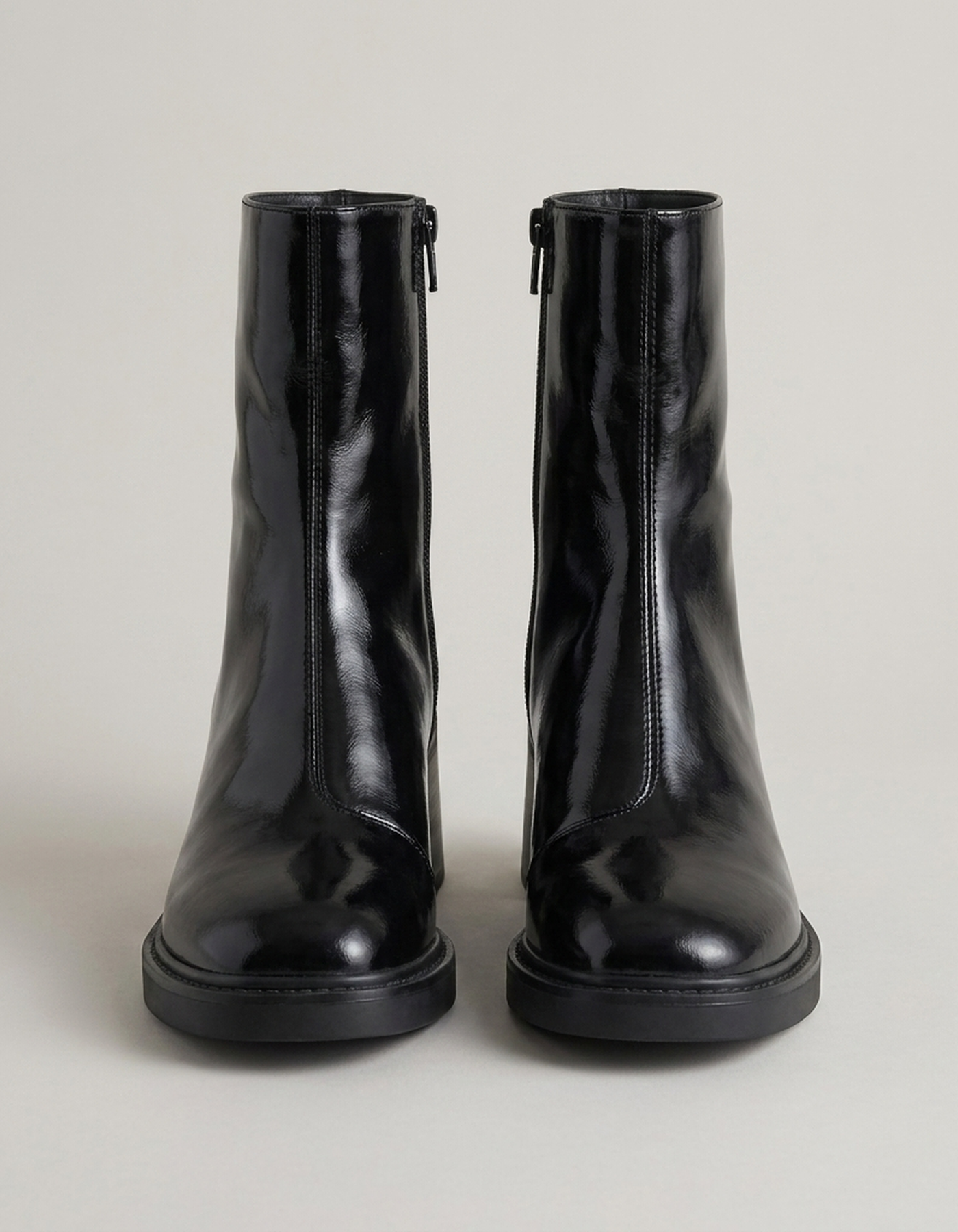 PLUXSTYLE::numise::everyday-side-zip-ankle-boots::pack-black