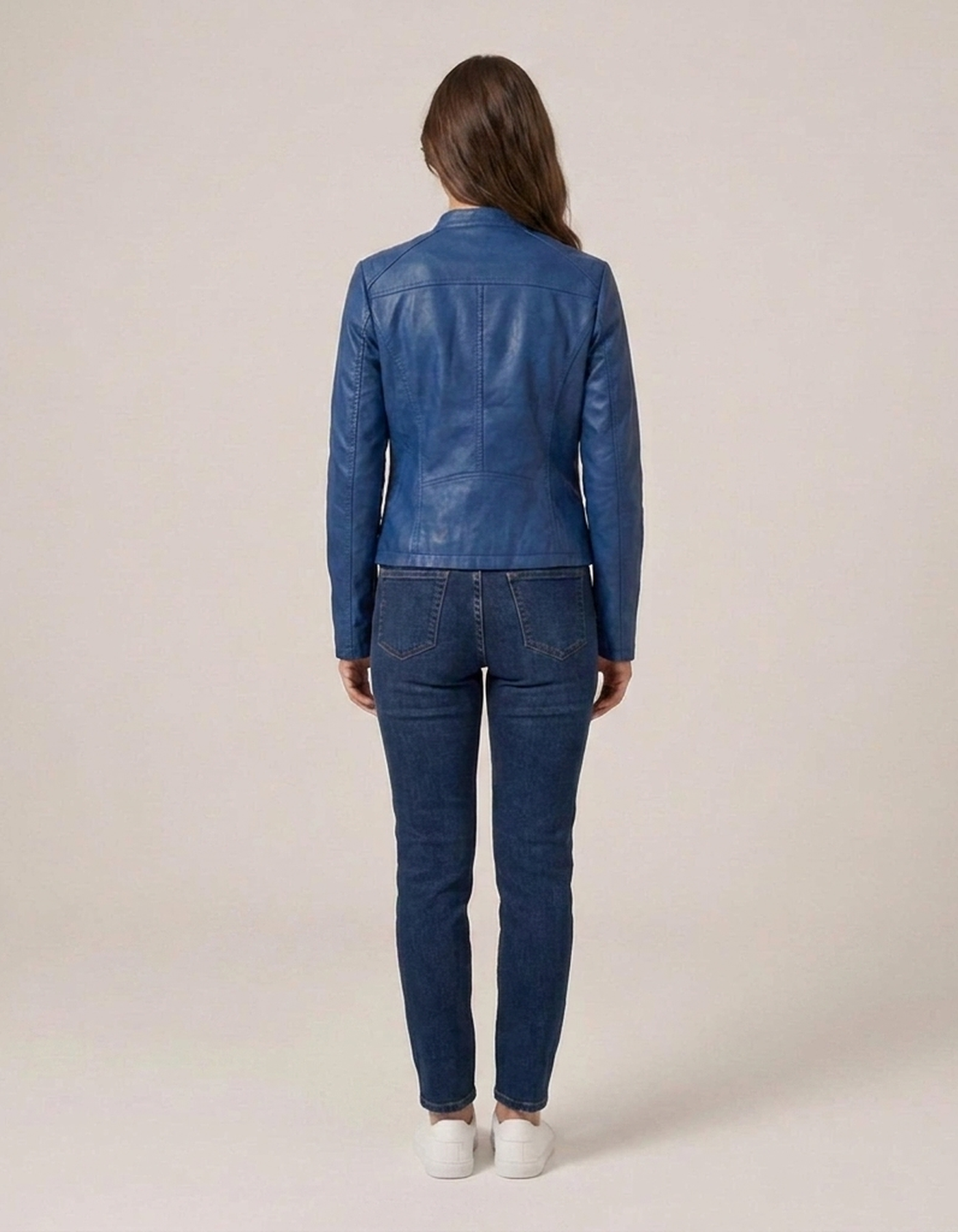 PLUXSTYLE::numise::alexis-everyday-parka::back