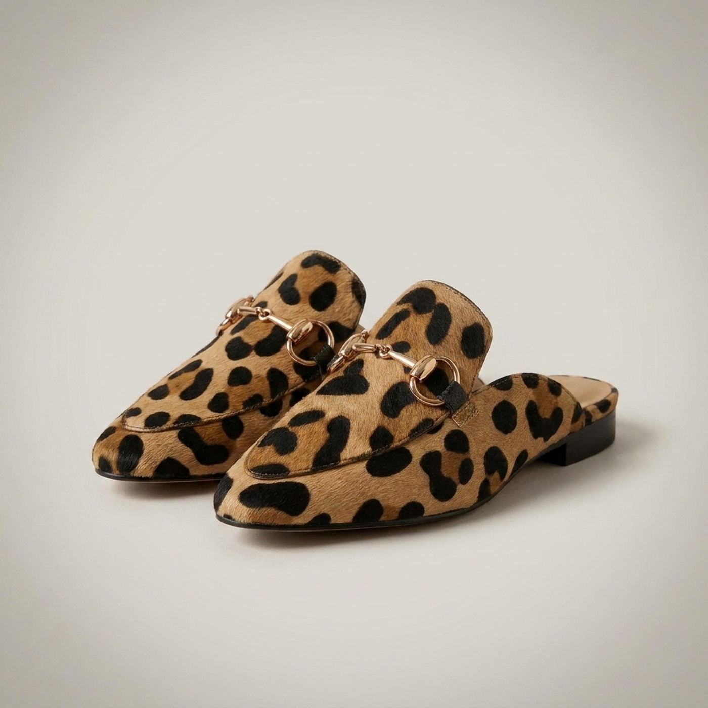 PLUXSTYLE::numise::aireyah-leopard-loafers::closeup-detail