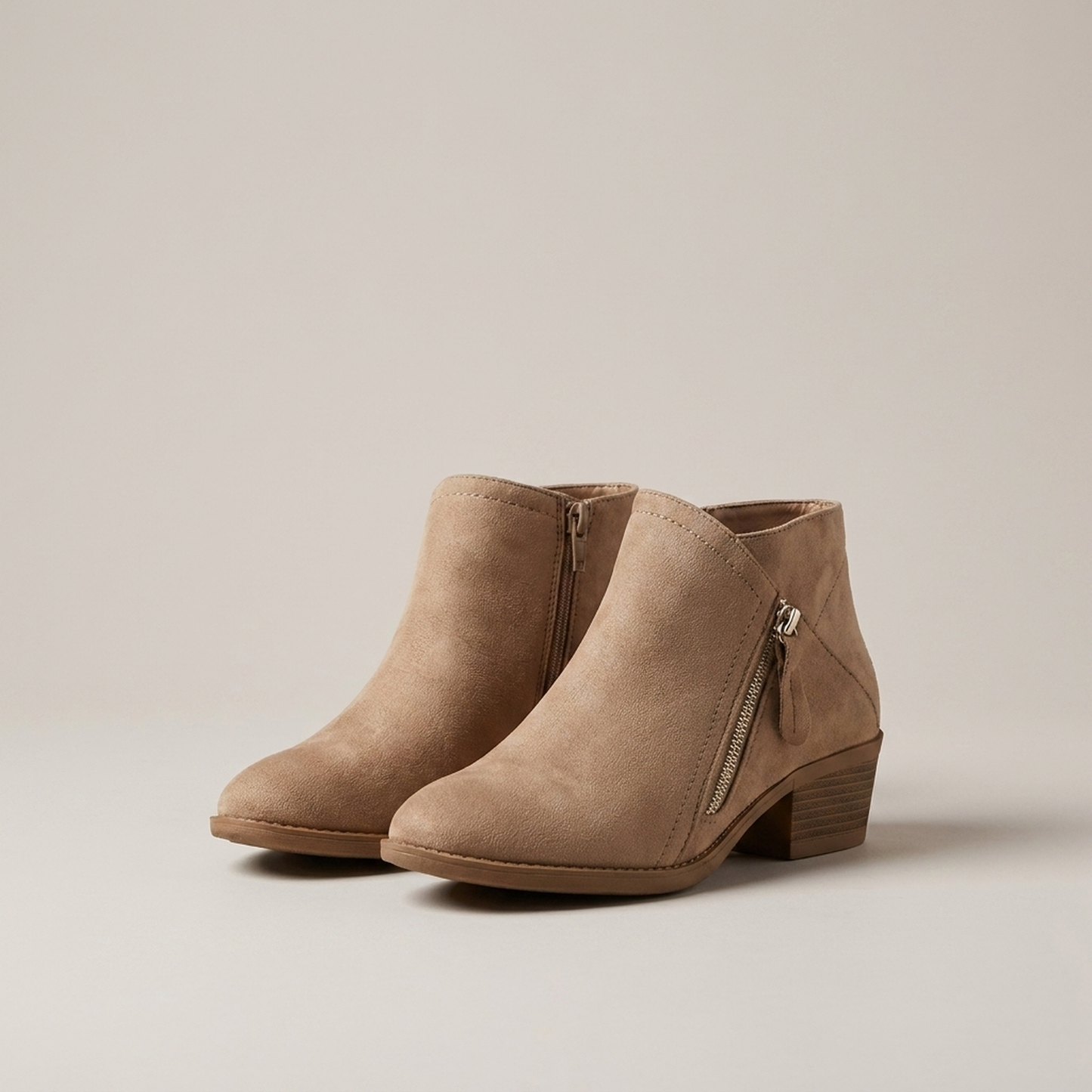 PLUXSTYLE::numise::blaire-low-heel-ankle-boots::pack-beige
