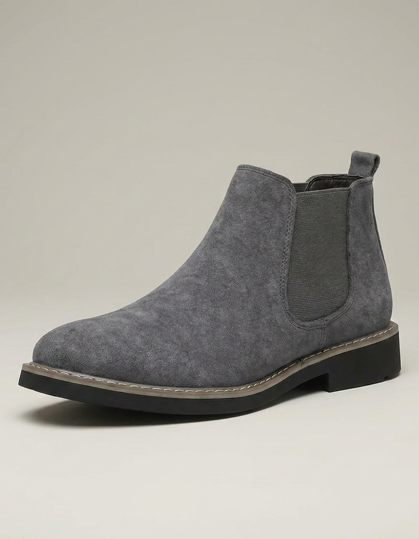 PLUXSTYLE::numise::mens-gray-slip-on-chelsea-boots::closeup-hero