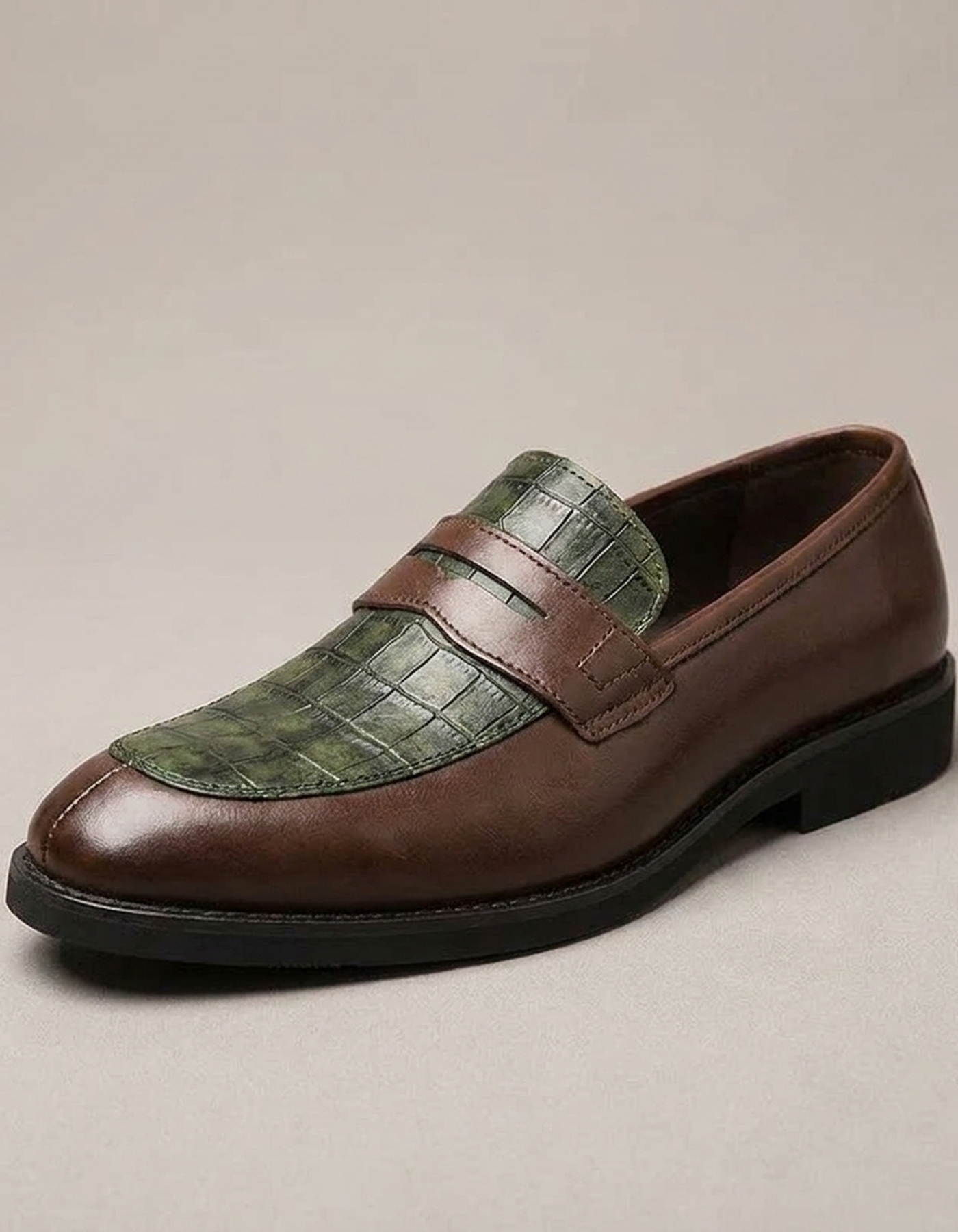 PLUXSTYLE::numise::mens-croc-embossed-penny-loafers::closeup-hero