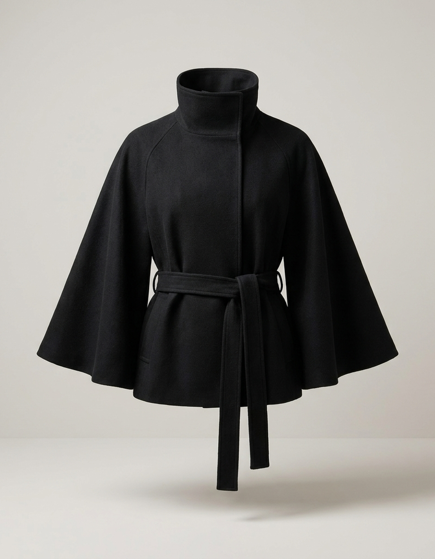 PLUXSTYLE::numise::cape-sleeve-belted-parka::pack-black