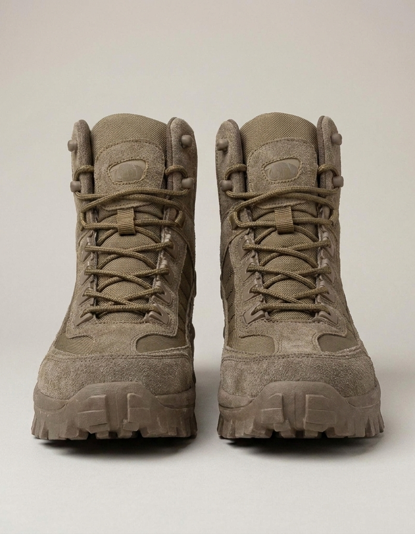 PLUXSTYLE::numise::mens-desert-tactical-boots::closeup-detail