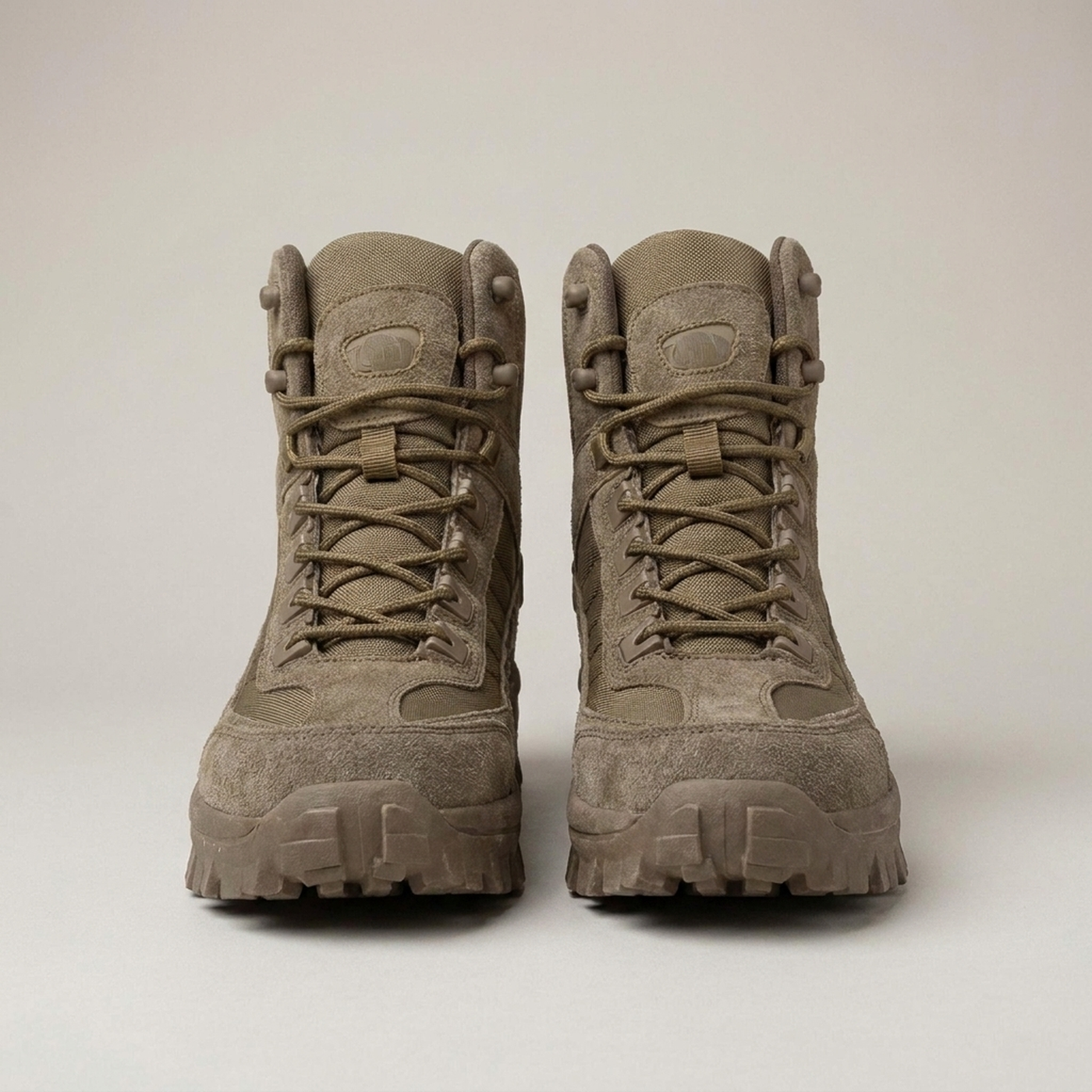 PLUXSTYLE::numise::mens-desert-tactical-boots::closeup-detail