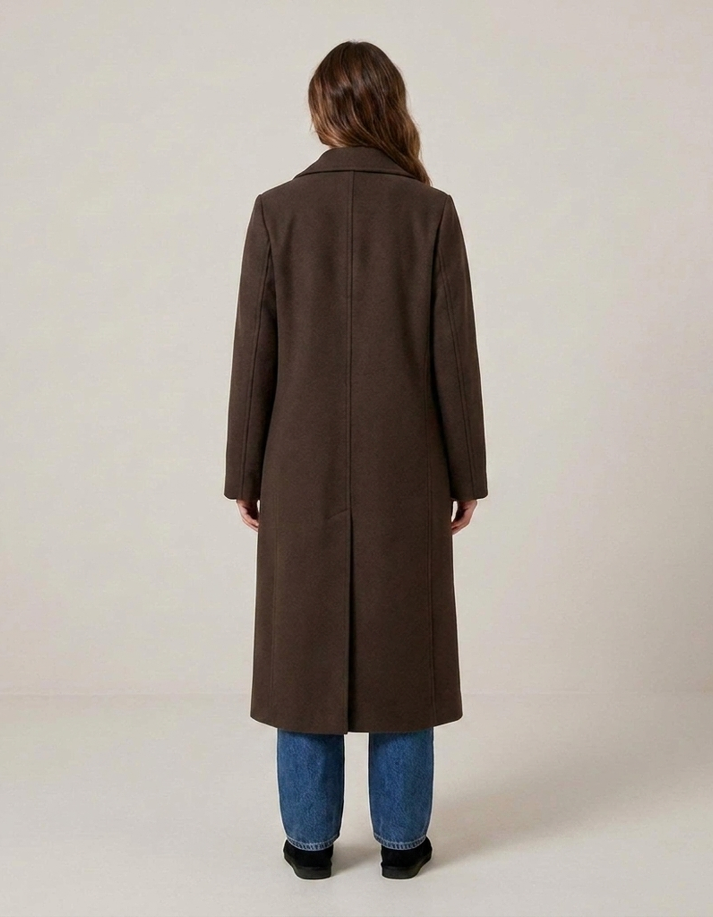 PLUXSTYLE::numise::abigail-classic-long-table::back