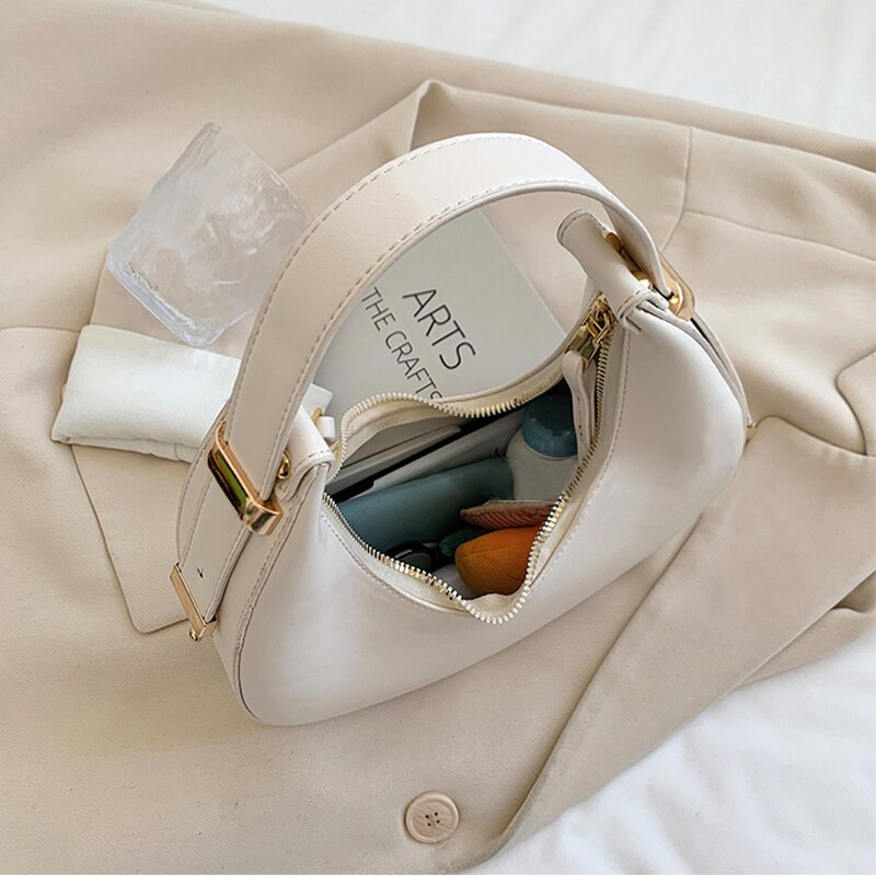 Strukturierte Handtasche