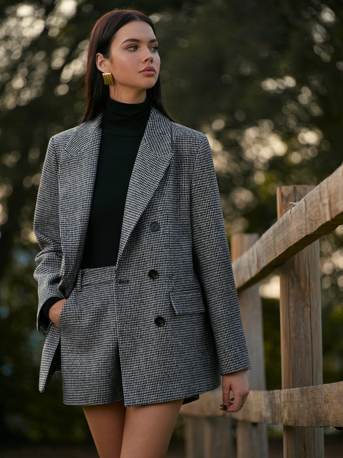 PLUXSTYLE::numise::houndstooth-button-parka::lifestyle-keep-1