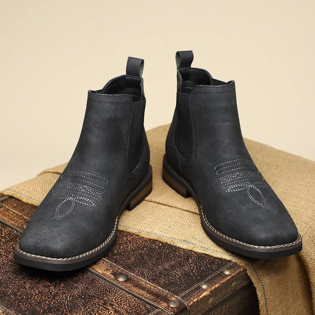 Bottines Chelsea raffinées pour une tenue professionnelle et décontractée