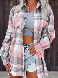 PLUXSTYLE::numise::mia-oversized-plaid-cardigan-top::lifestyle-keep-2