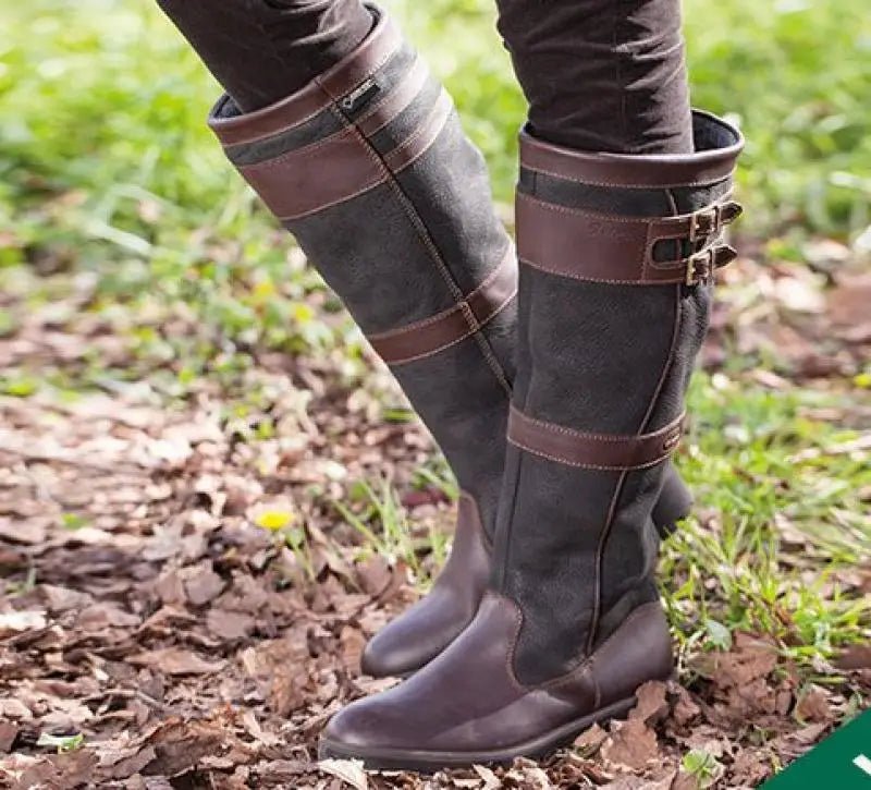 PLUXSTYLE::numise::penelope-pull-on-knee-high-boots::lifestyle-keep-1